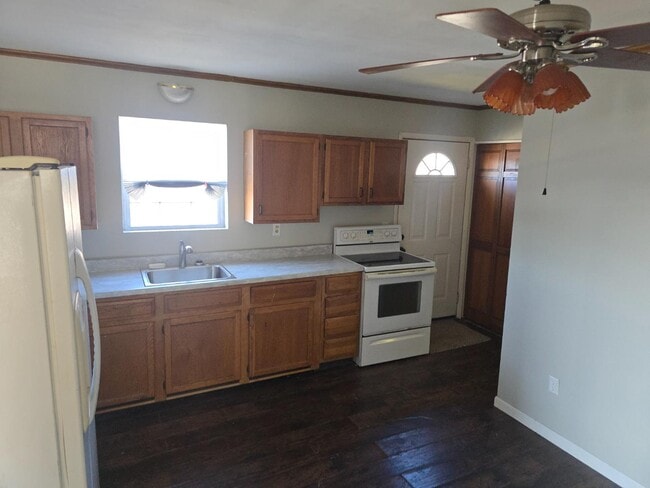 Building Photo - 2847 Renns Lake Ct