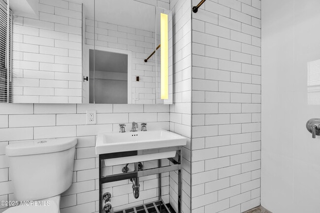 Building Photo - 10 Ocean Blvd