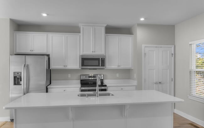 Building Photo - 436 Westport St