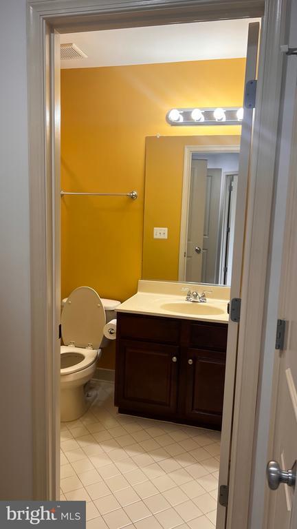 Building Photo - 1525 Rabbit Hollow Pl
