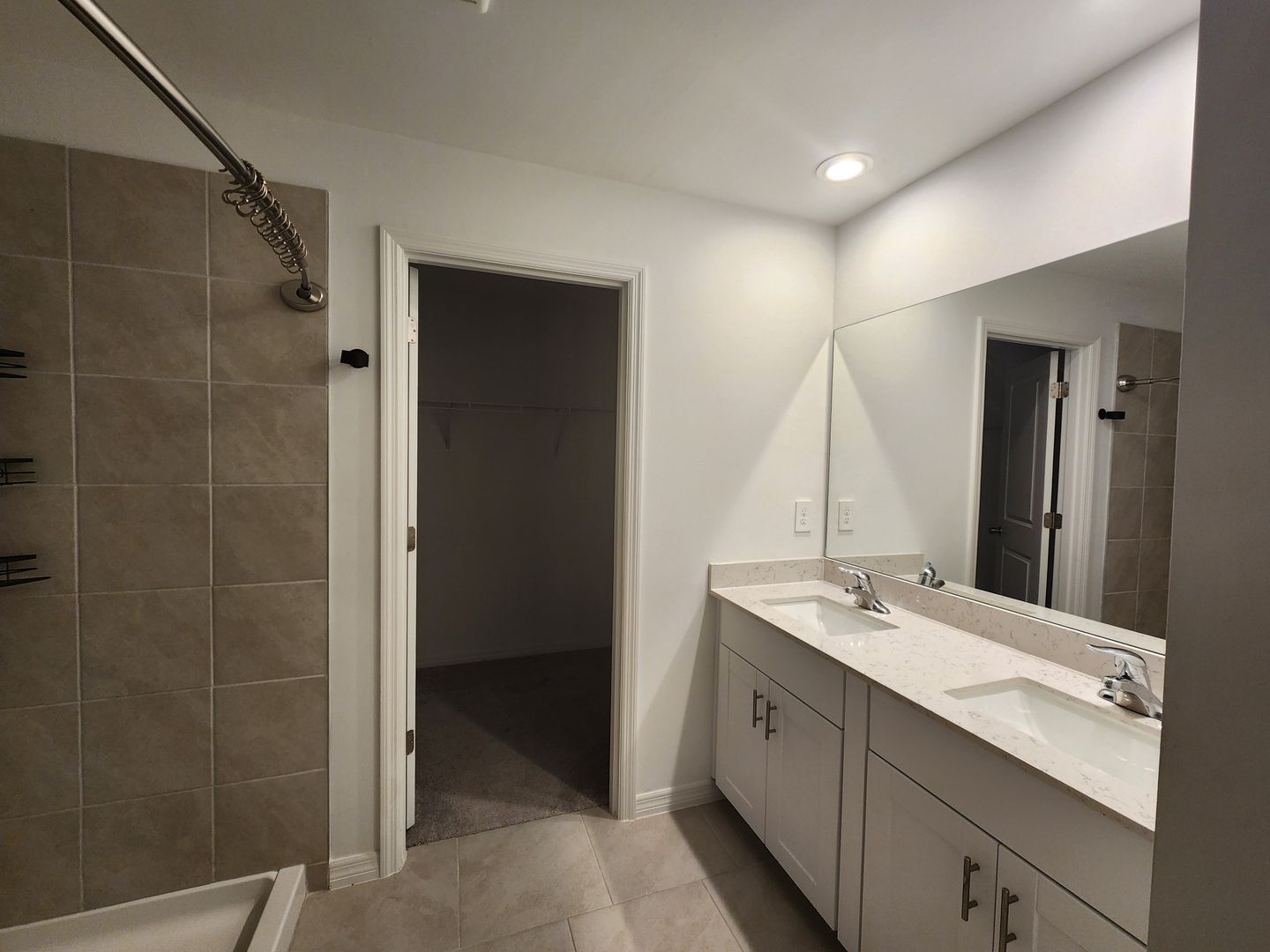 Building Photo - Beautiful New Construction Spacious Home in Savannah Lakes Community