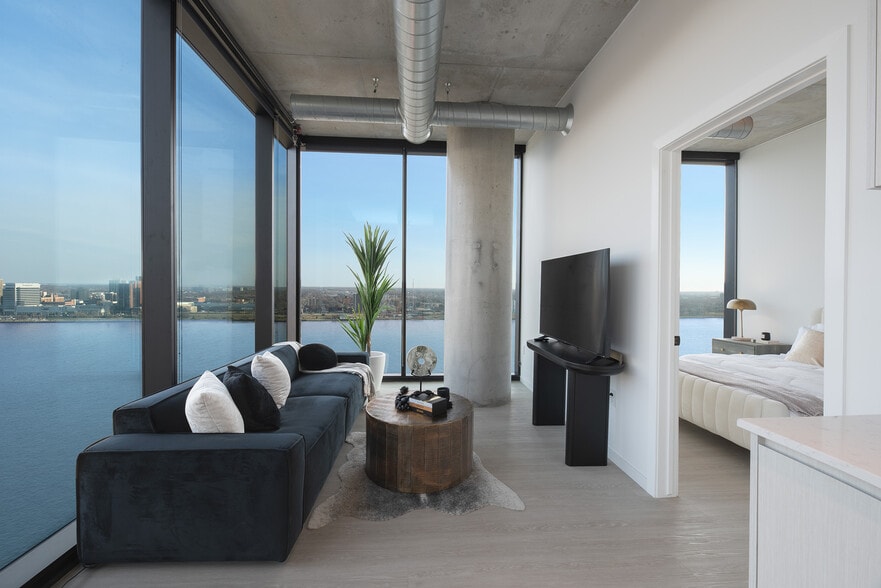 Corner Waterfront 1-Bedroom - The Residences Water Square