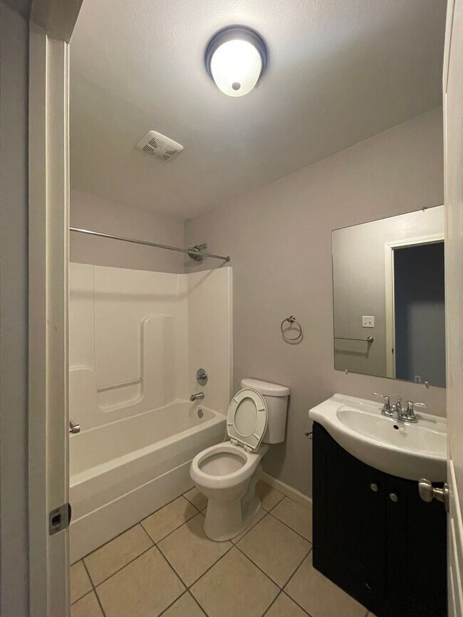 Building Photo - Pemiscot Town Homes