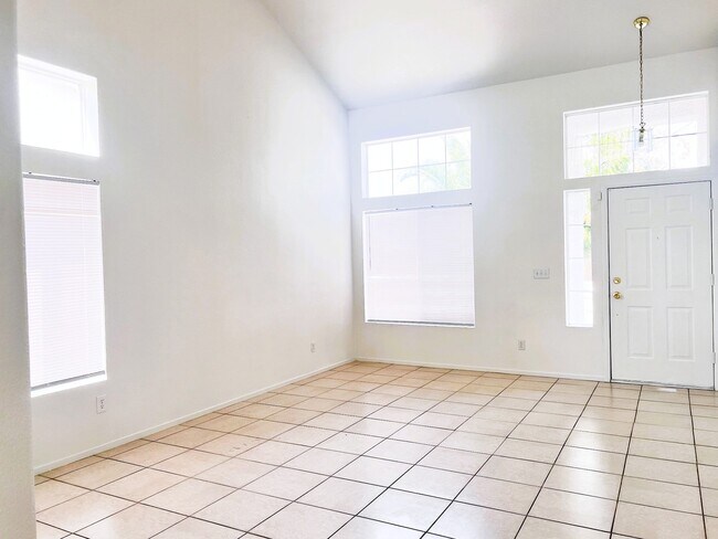 Building Photo - 4451 Sparkle Crest Ave