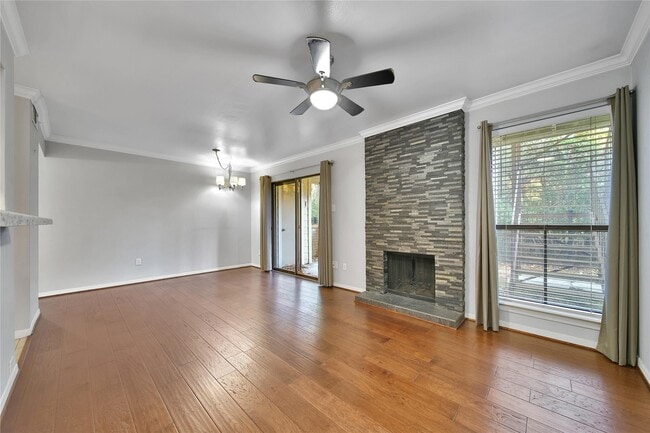 Primary Photo - 3500 Tangle Brush Dr