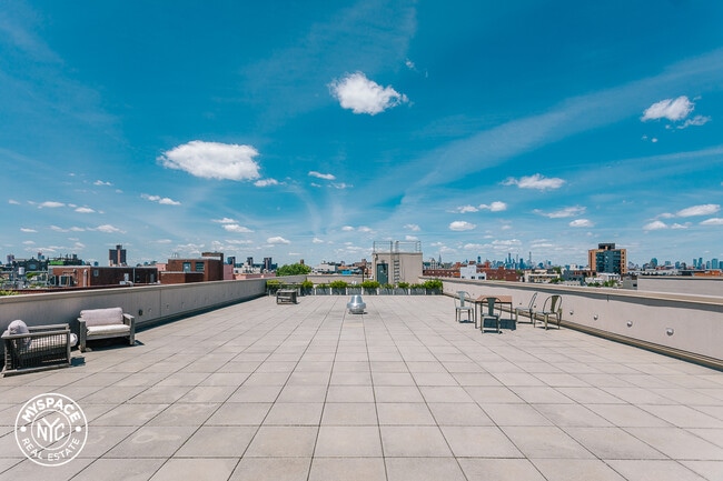 Building Photo - 1209 Dekalb Ave