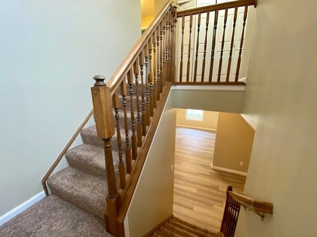Building Photo - COMING SOON!! Stunning 4 Bedroom 2.5 Bathr...