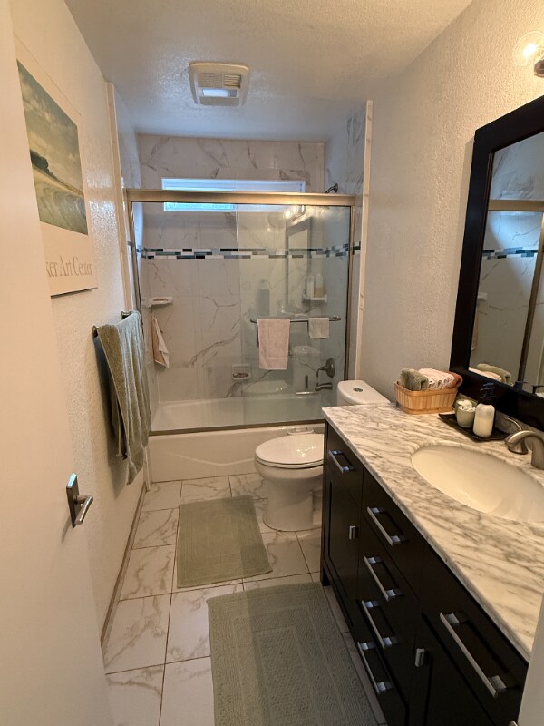 Building Photo - 330 2nd St