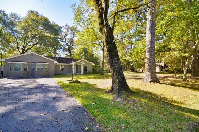 Building Photo - 1420 Sweet Gum Ln