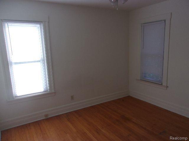 Building Photo - 501 W Lincoln Ave