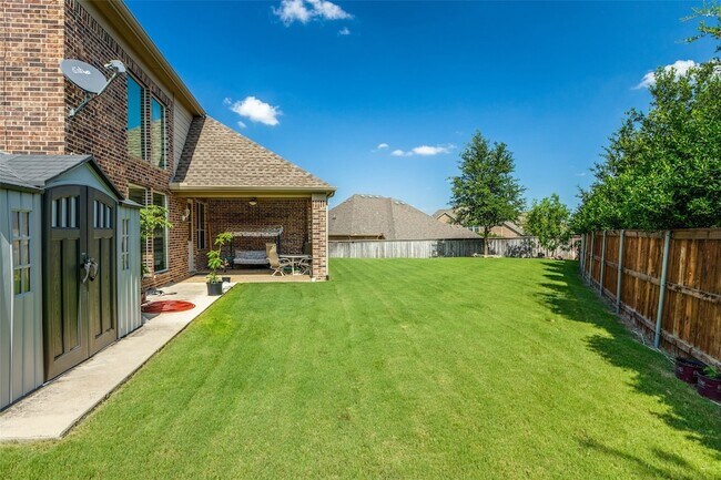 Building Photo - 2490 Stonybrook Dr