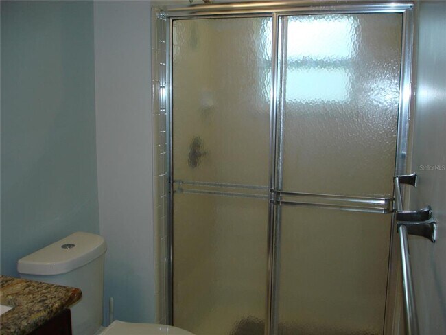 Building Photo - 10761 Lazy Lake Dr