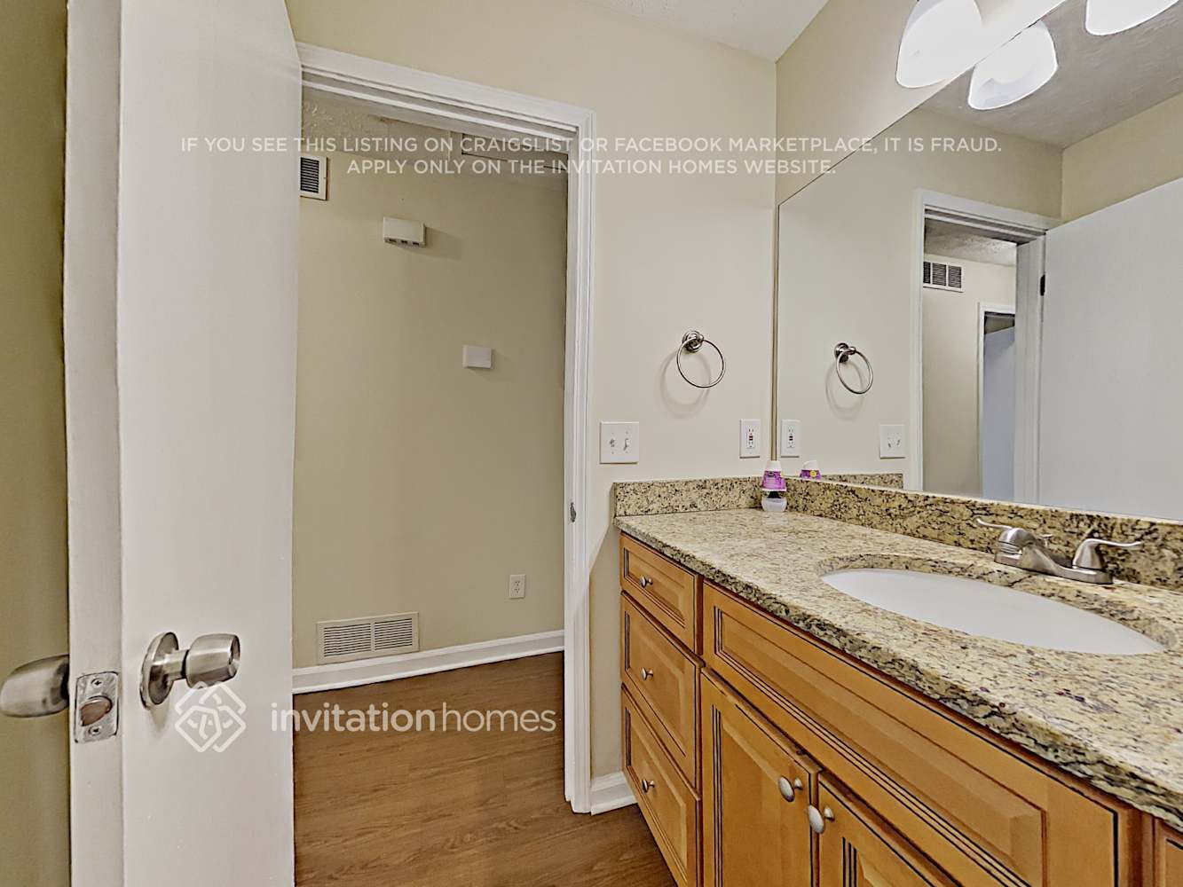 Building Photo - 3621 N Hampton Dr