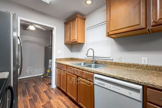 Building Photo - 340 Chapel Cir