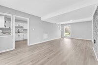 Building Photo - *NEWLY RENOVATED* 2 Bedroom Townhouse in D...