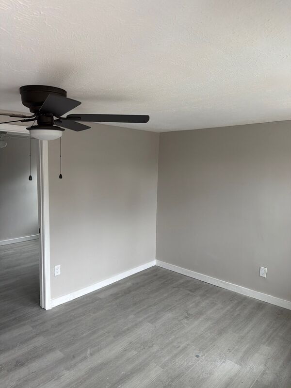 Building Photo - 1320 Johnston St