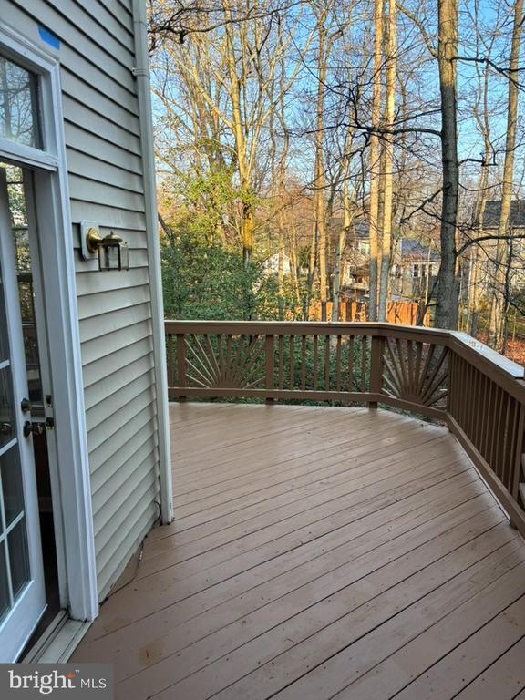 Building Photo - 8002 Bullfinch Pl