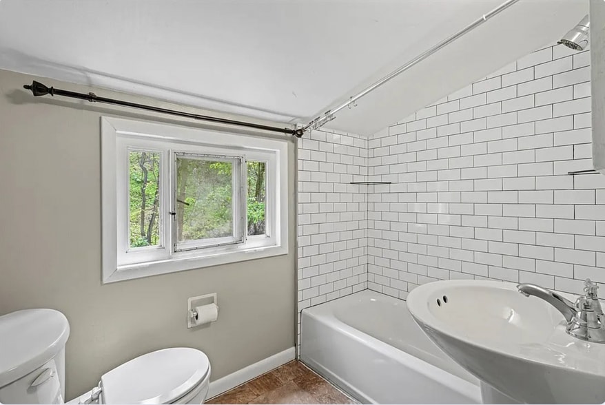 Building Photo - 311 Redgate Rd
