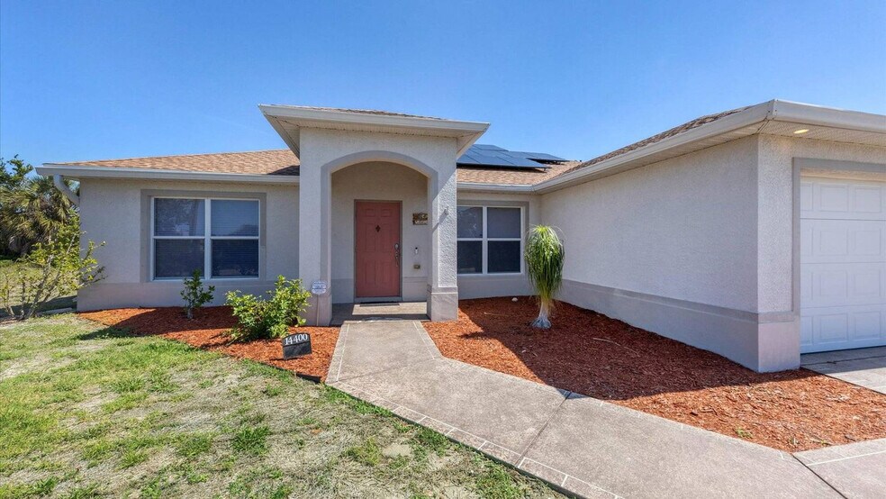 Building Photo - 14400 Fort Myers Ave