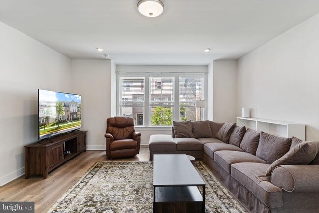 Building Photo - 17713 Longspur Cove Ln