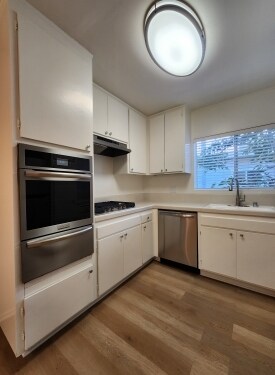 Interior Photo - 11646 Kiowa Ave