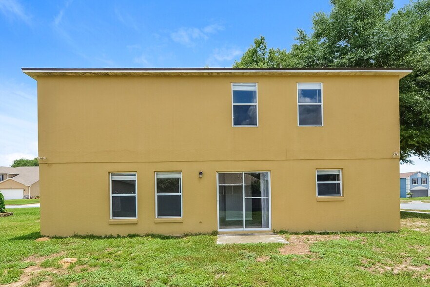 Building Photo - 582 Southridge Rd