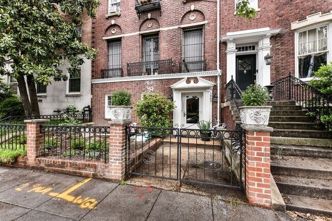 Building Photo - 1863 Kalorama Rd NW