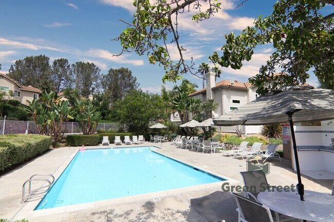 Building Photo - 6630 Corte Loma