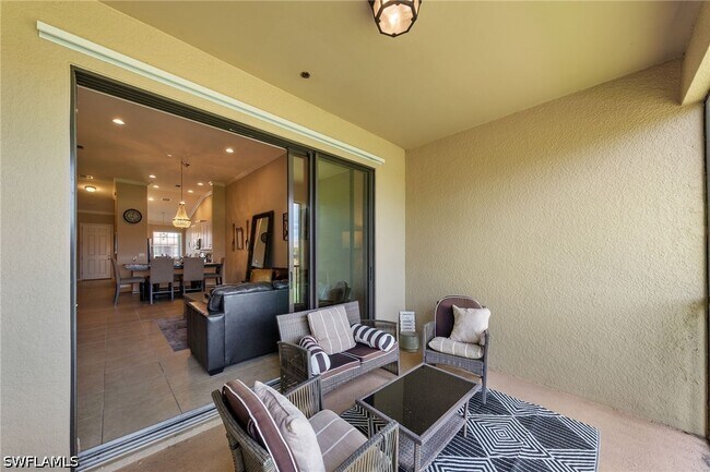 Building Photo - 9366 Pocida Ct