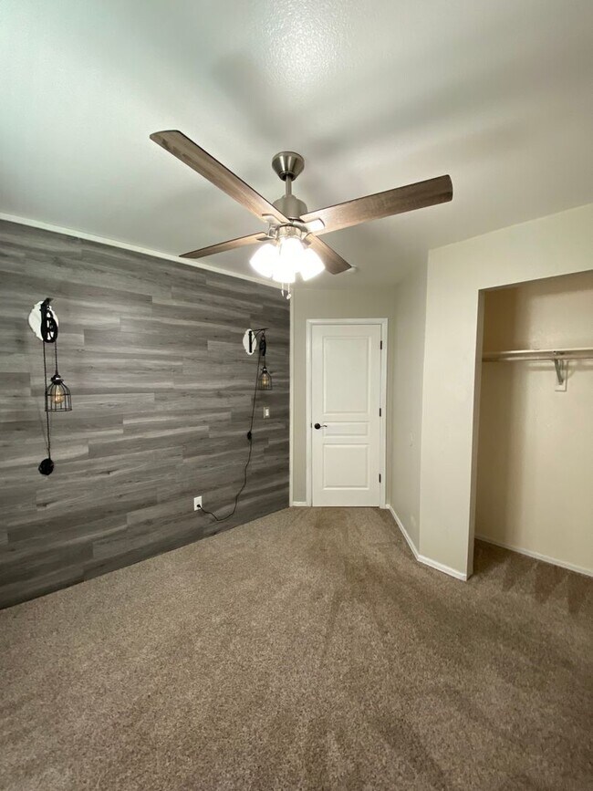 Building Photo - *COMING SOON* Beautifully Upgraded Rancher...