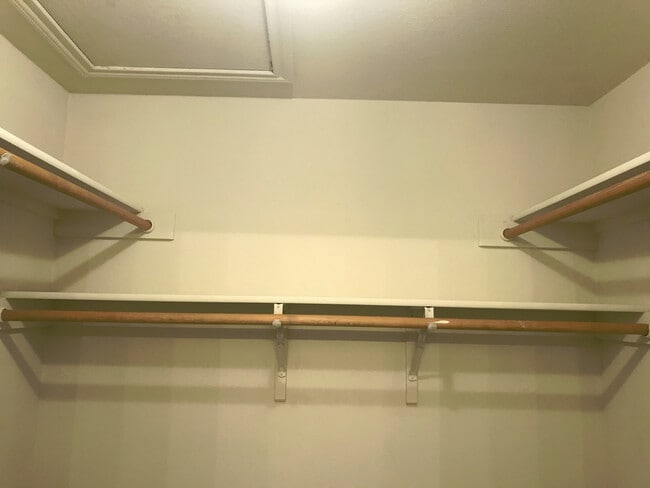 Building Photo - Duplex