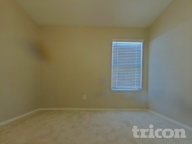 Building Photo - 11827 Mancos Trl