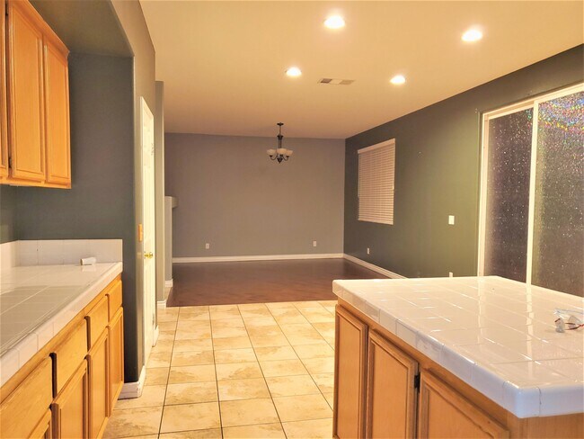 Building Photo - 6349 Catania Ct