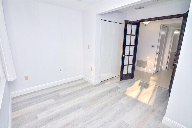 Building Photo - 2313 N Congress Ave
