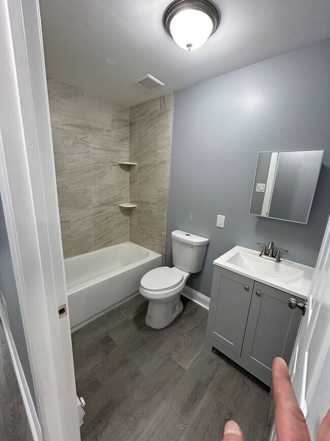 Building Photo - NEW 2 BED 1 BATH APARTMENT FIRST FLOOR