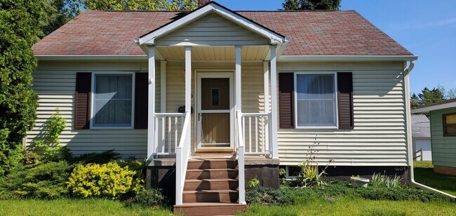 Building Photo - Available Late Summer & Fall | Furnished Executive Extended Stay Retreat