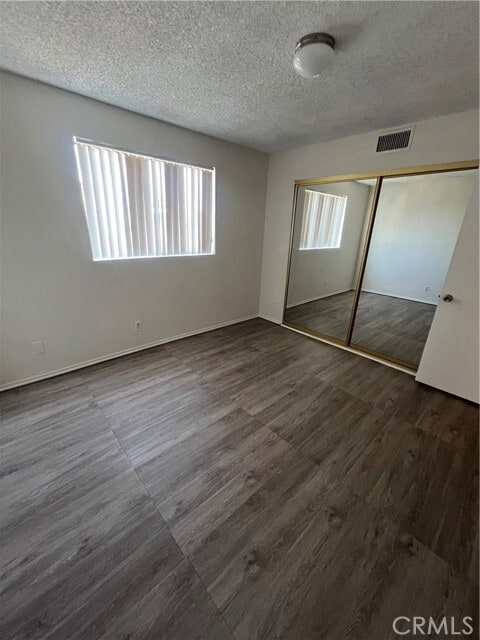 Building Photo - 822 E Lomita Ave