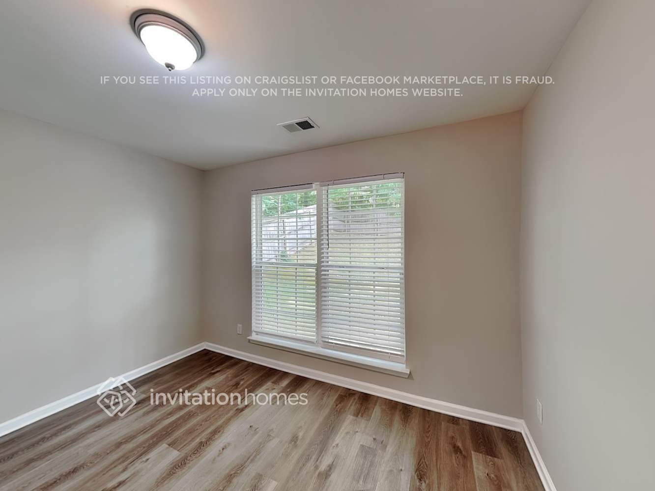 Building Photo - 5000 Buckeye Pl