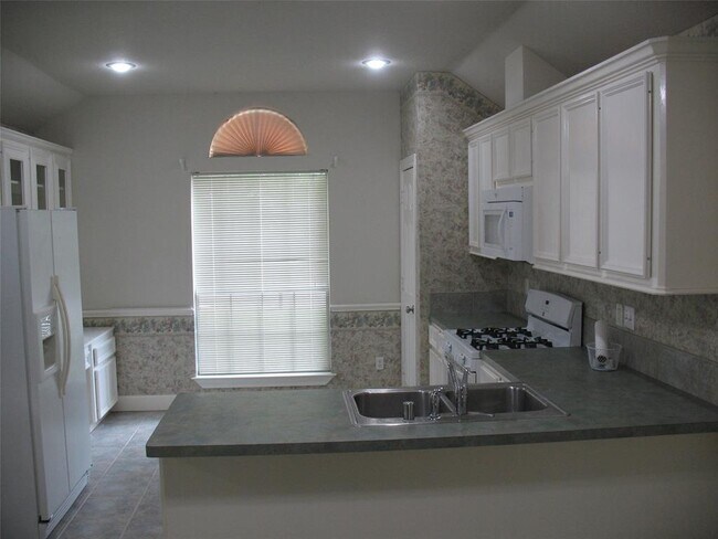 Building Photo - 1507 Joseph Ct