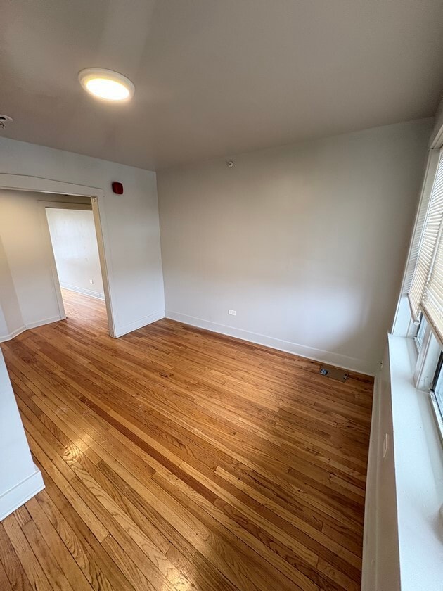 Building Photo - 5010 W 18th St