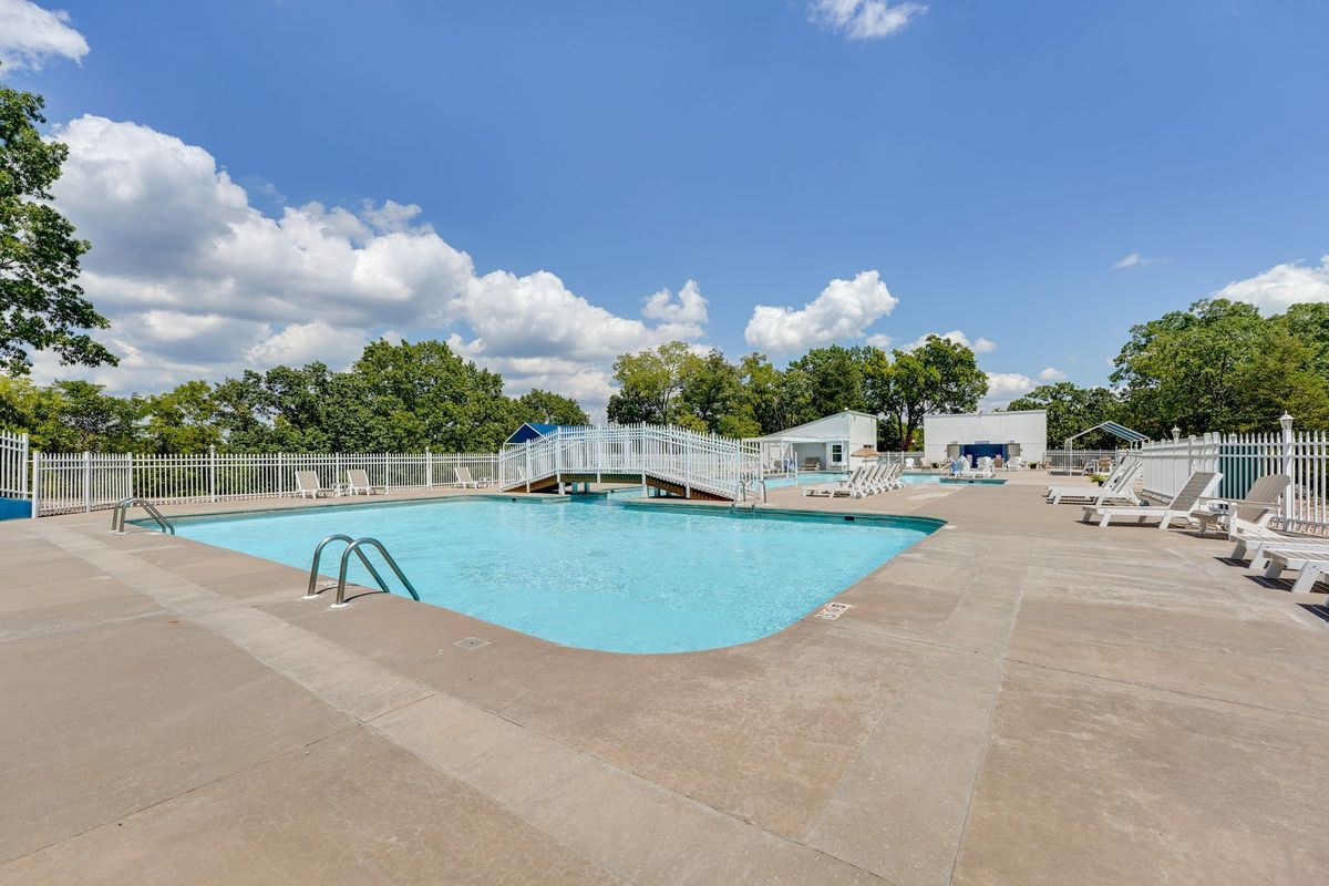 Building Photo - 395 Ozark Mountain Resort Dr