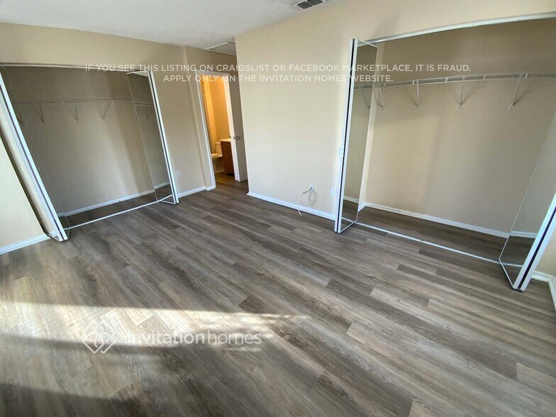 Building Photo - 8447 Red Wagon Ln