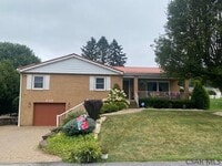 Building Photo - 213 Sunapee Dr