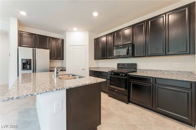 Building Photo - 2824 Mozia Ct