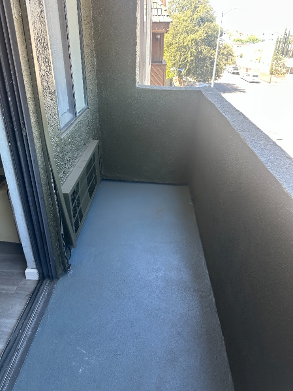 Building Photo - 5811 Tujunga Ave