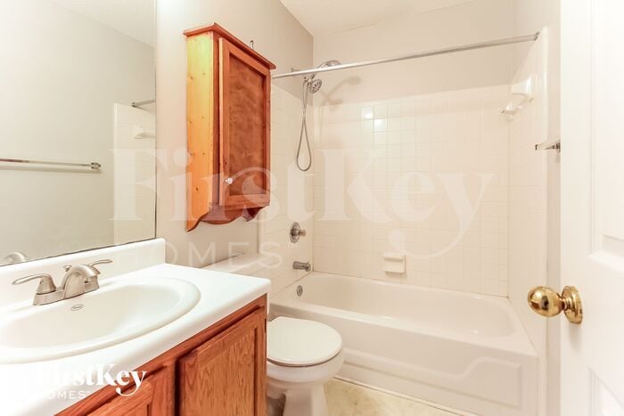 Building Photo - 11200 Tara Glynn Dr