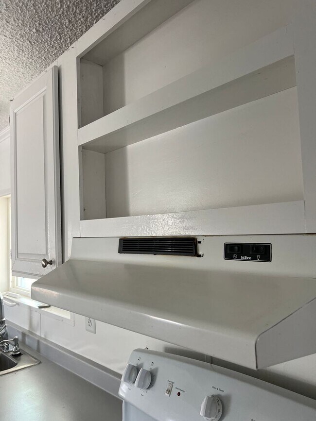 Building Photo - Welcome to the charming Riverdale Farms subdivision in Thornton, CO, where a delightful 3-bedroom...