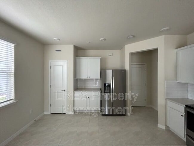 Building Photo - 1872 Erudite Wy