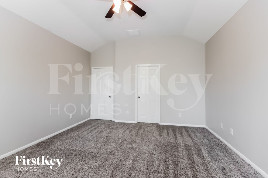 Building Photo - 3013 Tulip Poplar Ct