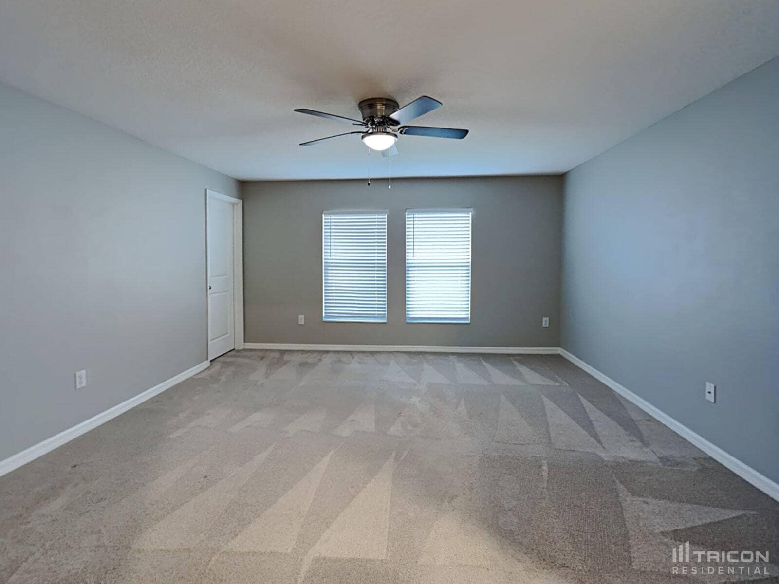 Building Photo - 9701 Sage Creek Dr